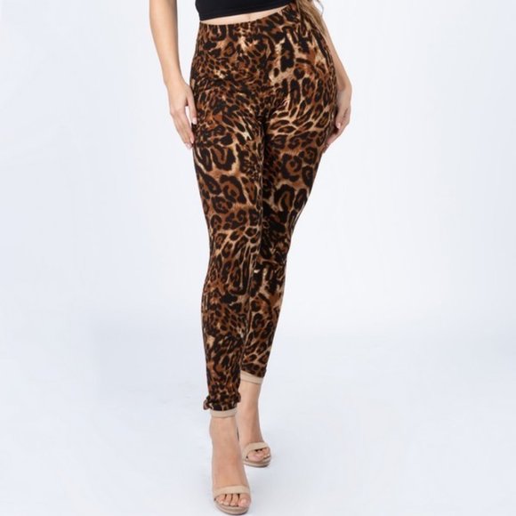 Plus Size High Rise Pull-On Leopard Print Leggings - Picture 4 of 8